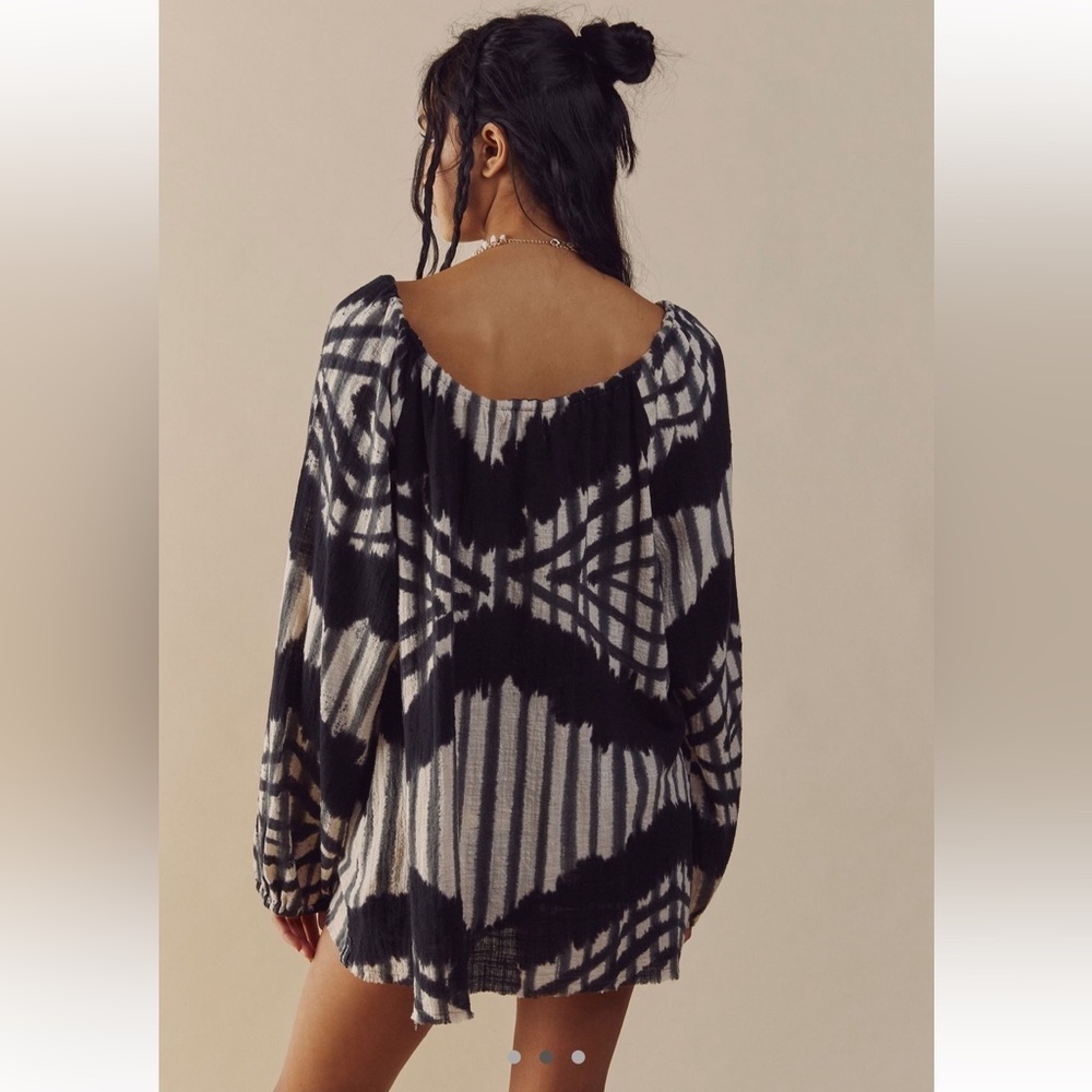 Free People/OneTeaspoon Black & Cream Santarini Peasant Blouse | Size XS - Picture 3 of 6